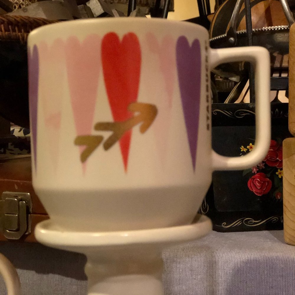 💓STARBUCKS Cute Red and White Valentine Mug 12oz ❤️